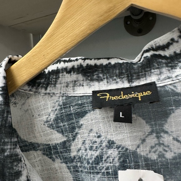 Frédérique Circles & Brushstrokes Button-Front Jacket – Size L - Picture 4 of 10